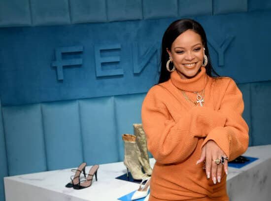 How Tall Is Rihanna 2025